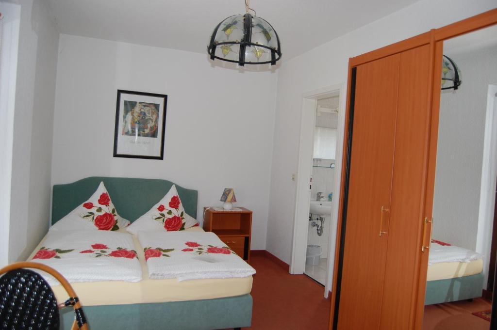 Hotel Zum Nussbaum Dresde Habitación foto